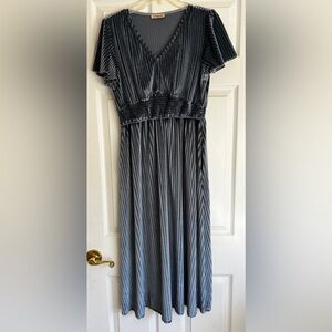 CzzzyL velvet steel blue NURSING dress